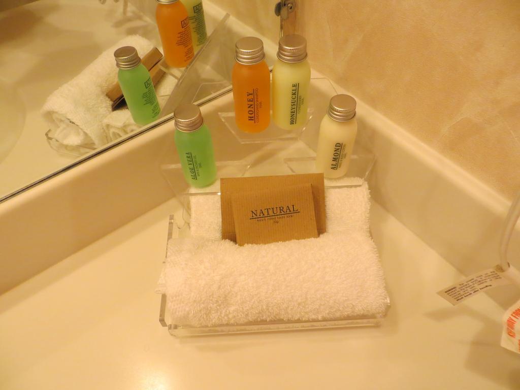 ทราเวลลอดจ์ บาย วินด์แฮม สปรูซ โกรฟ Hotel Spruce Grove ภายนอก รูปภาพ